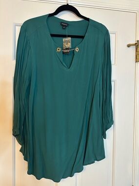 torrid Teal V-Notch Tunic with Gold Chain Detail